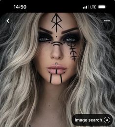 Easy Witchy Makeup Looks, Witchy Eye Makeup, Sea Witch Makeup, Edc Makeup Ideas, Nordic Outfit, Fantasy Hairstyles, Viking Halloween Costume