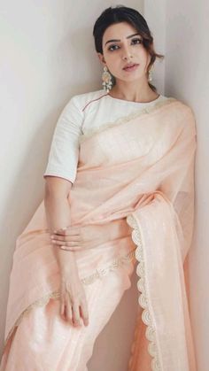 Samantha Saree Photos, Samantha Photos In Saree, Celebrity Saree Look, Celebrity Saree, Samantha In Saree, डिजाइनर कपड़े, Samantha Akkineni, Simple Saree Designs, Fashionable Saree Blouse Designs