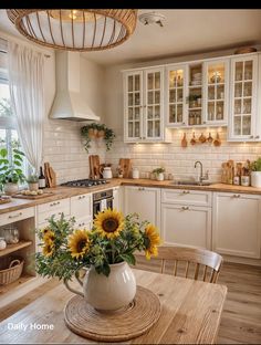 Small Cottage Kitchens, Best Paint For Kitchen, Island Kitchens, Cottage Kitchen Decor, Vintage Kitchen Gadgets, Makeover Kitchen, Kitchens Ideas, Casa Clean, Home Idea