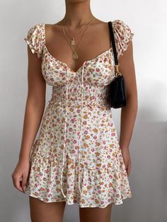 Dress Lookbook, Summer Flower Dress, Cute Dress Outfits, Short Summer Dresses, Girls Outfits, Dress Clothes, Really Cute Outfits, Everyday Dresses