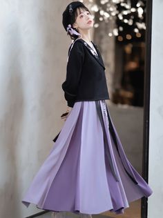 ❤︎Dark flower blouse + pleated long skirt❤︎ Relaxed Fit Long Sleeve Evening Dress, Elegant Purple Maxi Skirt, Purple Pleated Flared Skirt, Elegant Purple Pleated Maxi Skirt, Purple Pleated Maxi Skirt, Spring Purple Pleated Maxi Skirt, Purple Pleated Maxi Skirt For Party, Purple Elegant Relaxed Fit Maxi Skirt, Purple Full Maxi Skirt For Spring