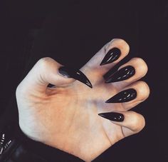 Black Claw Nails, Vampire Nails, Black Stiletto Nails, Black Acrylic Nails, Claw Nails, Nails Tumblr, Nail Tattoo, Clean Nails