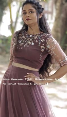 Stiched Lehanga Designs, Traditional Crop Top Designs For Lehenga, Simple Party Wear Skirt And Top, New Crop Top Lehenga Designs, Lehanga Designs Simple, Simple Lehanga Models, Lehanga Simple Crop Tops, Lehanga Croptop Designs, Crop Top Lehenga For Engagement