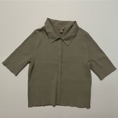 The Perfect Dark Academia Neutral Colored, Short Sleeved Button Down Shirt! Soft And Heavy Material! Great Condition (Never Worn) Marked Size L Sourced In Italy! Message Me With Any Questions! H&m Short Sleeve Work Tops, H&m Short Sleeve Tops For Work, H&m Classic Short Sleeve Tops, H&m Collared Shirt With Button Closure, H&m Casual Collared Shirt, Trendy Button-up H&m Blouse, Trendy Button-up Blouse By H&m, Trendy Button-up Blouse From H&m, H&m Collared Tops For Workwear