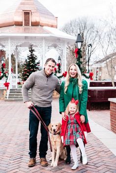 Family Christmas Pictures | Family Christmas Outfits | Matching Outfits | Family Matching Outfits | Christmas Photos | Christmas Picture Ideas | Christmas Pictures | Holiday Pictures | Family Photography | Family Pictures | J.Crew | Preppy Winter Style | Christmas Outfits | Holiday Style | Holiday Fashion | Tartan Plaid | Golden Retriever | #tartanplaid #christmaspictures #holidaypictures #familychristmaspictures #Christmascard #LTKholidaystyle #holidaystyle #holiday #matchingoutfits #familyoutf Mens Christmas Picture Outfit, Christmas Outfit Ideas Family Pictures, Matching Family Christmas Outfits, Family Christmas Outfits