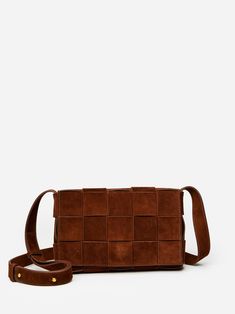 Toasted_Coconut Solid Una Woven Suede Crossbody | Women's Handbags | J.McLaughlin Hands On Hips, Suede Bag, J Mclaughlin, Fashion Wishlist, Toasted Coconut, Clothing Essentials, Clothes Horse, Womens Crossbody Bag