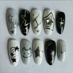 Cute Grunge Nails, Kpop Inspired Nails, Ongles Goth, Grad Nails, How To Have Style