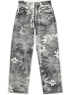 black/white graphic print to the front front button and zip fastening two rounded pockets to the sides Yoko London, Spring Summer Collection, Demi Fine Jewelry, Tapered Jeans, Mm6 Maison Margiela, Summer Beach Wear, Straight Leg Trousers, Ballet Flat Shoes, Flower Print