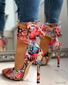 High Heels Classy, Cute Shoes Heels, Shoes Heels Classy, Heels Red, Heels Classy, Ankle Heels, Fancy Shoes, Gorgeous Shoes, Fashion Heels