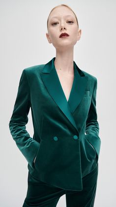 Offering sharp, elegant tailoring separates in both formal and casual styles, Paul Smith women's trouser suits come in an array of textures and tones, including check, pinstripe and the crease-resistant 'A Suit To Travel In'. Suits For Women