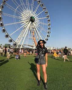 Lollapalooza Outfit Ideas Chicago, Outfit Ideas Chicago, Lollapalooza Outfit Ideas, Rock Festival Outfit, Lollapalooza Outfit, Wheel In The Sky, Concert Pics, Outfit Festival, Look Festival