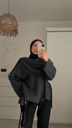 Winter Modest Outfits, Winter Hijab, Modest Winter Outfits, Estilo Hijab, Modest Casual Outfits, Stile Hijab, Stylish Hijab, Modest Outfit, Muslim Outfits Casual