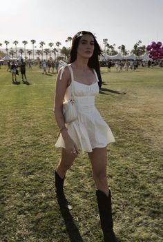 Festival Dress Outfit, Cochella Outfits, Lollapalooza Outfit, Boho Festival Outfit, Coachella Style, Summer Festival Outfit