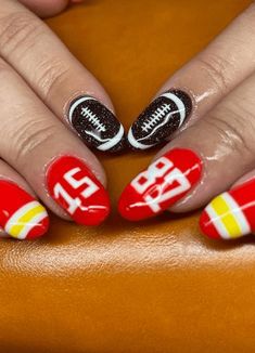 If you are doing something special for Valentine’s Day, why not decorate your nails with Valentine’s day nail art? Nail designs for Valentine’s Day usually include hearts or roses, and traditional Valentine’s Day colors, like pink, red and white. This post lists 30 ideas for Valentine’s Day Nails. Trendy, short designs, simple, gel, acrylic, pink, square, french tip, black, acrylic coffin, pink and red, short almond, simple Football Team Colors Guide, Football Nails With Number, Football Season Nails, Football Nails Design, Utah Nails, 49ers Nails, Buffalo Bills Nails