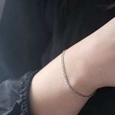 A minimalist, classy and timeless 3mm stainless steel chain bracelet that will not tarnish or rust over time, even when worn in the water. 💎Free shipping on all orders💎Waterproof and non-tarnish💎Packaging that is ready to offer as a gift💎Customizable and adjustable chain length A durable, waterproof, and non-tarnish silver chain bracelet This stainless steel handmade chain bracelet is not only waterproof but also resistant to tarnishing and will maintain its shine over the years. You can wea Dainty Stainless Steel Jubilee Chain Bracelet, Minimalist Silver Bracelet With Figaro Chain, Minimalist Figaro Chain Bracelet, Minimalist Silver Figaro Chain Bracelet, Silver Minimalist Tarnish-resistant Chain Bracelet, Minimalist Sterling Silver Bracelet With Curb Chain As Gift, Minimalist Silver Chain Bracelet, Minimalist Sterling Silver Curb Chain Bracelet, Figaro Chains