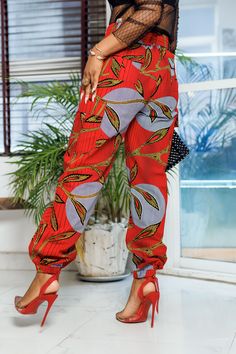 Harem Pants African Print, Ankara Joggers For Ladies, African Print Pants High Waist, African Suits, African Pants, African Print Pants, African Print Dress Ankara, Afrikaanse Mode, Cool Patches