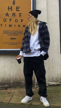 Femme Masc Outfits, Lesbian Winter Outfits, 90s Chola, 90s Chola Fashion, Masc Outfit