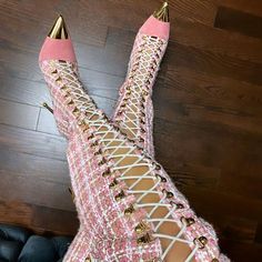 New....Comes With Box Pink Houndstooth Thigh High Boot Limited Edition! Pink Houndstooth, Fashion Shoes Heels, Cute Shoes Heels, Girly Shoes, Pretty Shoes, Dream Shoes, What’s Going On, Shoe Lover, Thigh High Boots