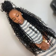 Birthday Braids, Trendy We Fryzurach, Beyonce Hair, Weave Hairstyles Braided, Old Hairstyles, Faux Locs Hairstyles, Pinterest Design, Cute Braided Hairstyles, Box Braids Styling