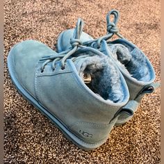 Brand New Unisex Size Us 7-Eu40 Never Worn Ugg Comfy Fluff Boots Ugg Neumel, Shoes Ugg, Mens Uggs, Suede Lace, Womens Uggs, Ugg Shoes, Chukka Boots, Bootie Boots, Ankle Boots