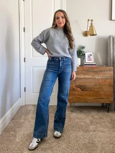 Outfits With Adidas Samba Sneakers (4 Mom Outfits) - Merrick's Art Outfits With Adidas Samba, Outfits With Adidas, Pink Linen Pants, Mom Jeans Outfit Winter, Jean Styles, Samba Sneakers, Brown Jumpsuits, Perfect Spring Outfit, The Best Jeans