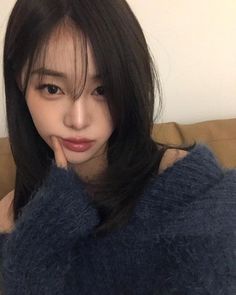 Small Face Aesthetic Korean, Short Black Hair Korean, Ulzzang Face Claim, Korean American Girl, Pretty Korean Girl, Aesthetic Asian Girl, Korean Beauty Secrets, Hair Inspiration Long, Korean Face