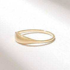 Gold Tiny Signet Ring/ 14k Solid Gold Signet Ring/ Womens Gold Pinky Ring/ Gold Midi Ring/ Solid Rose Gold Signet Ring/Womens Dainty Ring Features * Made to Order. * Gold KT: 10K, 14K, 18K * Custom Gold Color: Rose Gold, Yellow Gold, White Gold * Width of Band: 1.10MM * Top of Band: 4.19MM * Thickness of Band: 1.03MM * Ready to Ship in 5-7 Business Days ▶ Want to find out more? Check out my shop https://etsy.me/3pTGOqE I hope you enjoy my designs as much as I enjoyed creating them for you! ★ ★ ★ Yellow Gold Signet Ring With Polished Edges As Gift, Personalized Minimalist 14k Gold Signet Ring, Minimalist Rose Gold Polished Signet Ring, Rose Gold Signet Ring With Initials For Gift, Elegant Rose Gold Signet Ring, Tarnish Resistant, Pinky Ring Gold, Engraved Signet Ring, Midi Rings Gold, Gold Pinky Ring