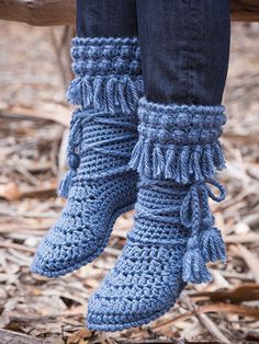 Crocheted Shoes, Crochet Boot Socks, Crochet Boots Pattern, Crochet Booties Pattern, Crochet Slipper Boots, Diy Crochet Slippers, Crochet Project Free, Crocheted Slippers, Slipper Pattern