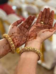 Bangles South Indian, Gold Kangan, Jewellery Board, Blossom Season