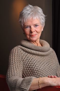 Elegant Short Hair, Hair Creations, Super Hair, Short Hair Over 60, Very Short Hair, Haircut For Older Women