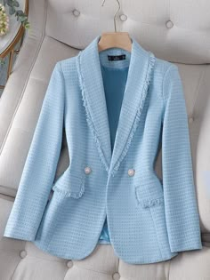 Blazer Formal Outfits For Women, Women’s Suits 2023, Blazers Designs For Women, Female Designers Fashion, Female Jackets Blazers, Shawl Jacket Women, New Dresses Design 2023, Blazer And Dress Outfits For Women, Ladies Coat Pant Designs