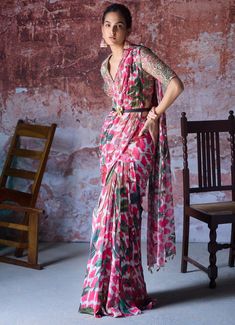 Ruffled Saree, Mahima Mahajan, Mm Logo, Lehenga Style Saree, Indian Bridesmaid Dresses, Ruffle Saree, Drape Saree, Floral Prints Pattern, Pink Ruffle