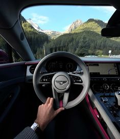 Interior Car Aesthetic, Bentley Interior, Bentley Rolls Royce, Money Lifestyle, Life Dump, Gentleman Aesthetic, Luxury Car Interior, Pimped Out Cars, Bra Hacks