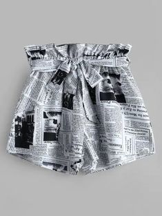 French Accent, Adorable Clothes, Newspaper Print, Summer Pants, Mode Inspo, Loose Shorts, Girls Fashion Clothes, Teenage Fashion Outfits, Teen Fashion Outfits