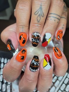 Indigenous Nail Art Designs, Indigenous Nail Designs, Red Black Nails, Halloween Nail Designs