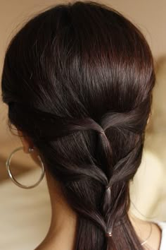 Love this, and it's so easy! A Ponytail, Everyday Hairstyles, Cute Hair, Gorgeous Hair, Perfect Hair