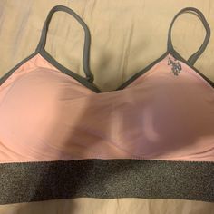 Polo Woman’s Sports Bra Brand New Light Pink And Grey Size Xxl Pink Seamless Sports Bra For Light Exercise, Casual Pink Sports Bra For Loungewear, Pink Casual Sports Bra, Pink Athleisure Sports Bra For Loungewear, Pink Seamless Casual Sports Bra, Casual Pink Seamless Sports Bra, Pink Seamless Sports Bra For Loungewear, Casual Pink Sports Bra With Built-in Bra, Compressive Pink Sports Bra With Medium Support