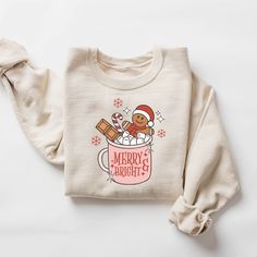 Holiday Sweatshirts Diy, Aesthetic Christmas Sweatshirt, Cute Christmas Hoodies, Cute Christmas Sweatshirts, Christmas Embroidery Sweatshirts, Christmas Flannel Shirt, Christmas Sweatshirt Ideas, Gingerbread Shirt