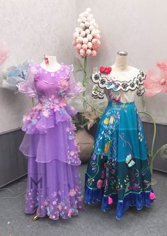 Disney Princess Inspired Dresses, Isabela Madrigal, Costume Disney, Fantasia Disney, Disney Princess Dresses, Princess Inspired, Kesha, Disney Dresses, Cosplay Dress