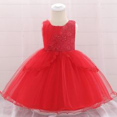 Sleeveless Embroidered Princess Dress For Dress-up, Red Fitted Princess Dress For Baptism, Fitted Red Princess Dress For Baptism, Red Sleeveless Dress With Floral Applique, Princess Style Sleeveless Dresses With Floral Embroidery, Red Summer Baptism Dress, Sleeveless Floral Embroidered Baptism Dress, Flower Princess Dress, Embroidery Bow