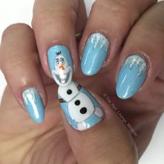 Disney Frozen Olaf nail art design Brand Nails, Olaf Christmas, Christmas Nails Designs, Fabulous Cakes, Art Pinterest