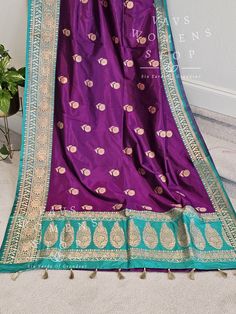 Blouse stitched - Yes Blouse Opening - Front Sleeves Length - Elbow Padded - No Blouse size 40 with inner margins extends to 46 for blouse size 38 alteration can be done on request Fall/pico - Yes done Festive Purple Dupatta With Border, Purple Border Dupatta, Purple Katan Silk Dupatta With Border, Purple Silk Dupatta With Border, Traditional Purple Dupatta With Border, Elbow Pads, Pattu Saree, Banarasi Saree, Banarasi Sarees