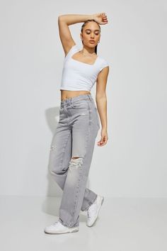 90's Straight Jean, Mercer Grey Grey Jeans Outfit, Garage Jeans, Fun List, Garage Clothing, Jeans Outfit Summer, Gray Jeans, Cute Outfits For School, Cute Jeans, Grey Jeans