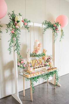 A Darling Dessert Display for a 1st Birthday with gorgeous captures by L'Estelle… Fiesta Shower, Sunshine Cake, Baby Shower Boho, Lucite Table, Idee Babyshower, Bohemian Baby Shower, Bohemian Baby, Cake Studio