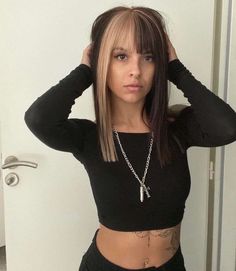 Split Dye Hair Ideas, Dye Hair Ideas, Split Dye Hair, Split Dye, Split Dyed Hair, Short Grunge Hair, Hair Color Streaks, Beautiful Hairstyle, Dye Hair