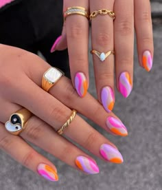 Nail Inspo Instagram, Latest Nail Trends 2023 Spring, Almond Nails Trendy Design, Green Pink Nails Ideas, Bright Spring Nail Ideas, Groovy Almond Nails, Two Color Manicure, Spring Nails Bright Colors, Oval Vacation Nails