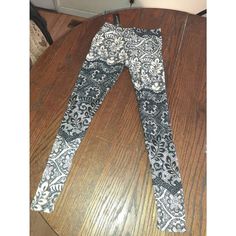 New With Tags Attached Women's One Size Sizes 4-12 Always Black, Pink, And Ivory Flower Floral Buttery Soft Leggings- Perfect For Valentines Day, Anniversary, Birthday, Gift, Casual Wear, Workout, Gym, Running, Or Pair Up With Your Favorite Heels! Black, Ivory, And Pink 92% Polyester 8% Spandex Color Hue Might Vary Due To Lighting Conditions Measurements Are Taken While Item Is Laid Flat, Not Stretched, And Are Approx (May Vary Slightly Due To Hand Measuring) Please Remember These Are Leggings M Nude Leggings, Paisley Leggings, Aztec Leggings, Cheetah Print Leggings, Rainbow Leggings, Rose Leggings, Brown Leggings, Leopard Print Leggings, Ivory Flower