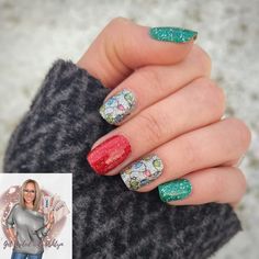 My Dear Friend Color Street, Holiday De Light Color Street Combo, Colorstreet Christmas 2023, Color Street Christmas 2023, Color Street Christmas, Nails December, Christmas Sweater Nails, Nail Combos