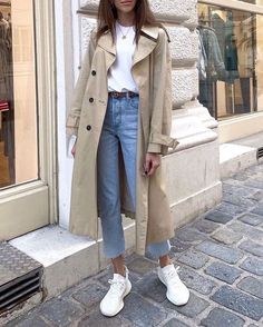 Trendy Outfits 2020, Trench Coat Outfit, Look Retro, Coat Outfit, Looks Street Style, Coat Outfits, 가을 패션