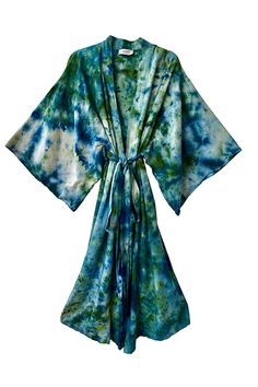 Raw Silk Robe in Peacock Garment District Nyc, Shibori Dyeing, Japanese Yukata, Silk Noil, Silk Kimono Robe, Silk Robe, Silk Kimono, Green Silk, Yukata